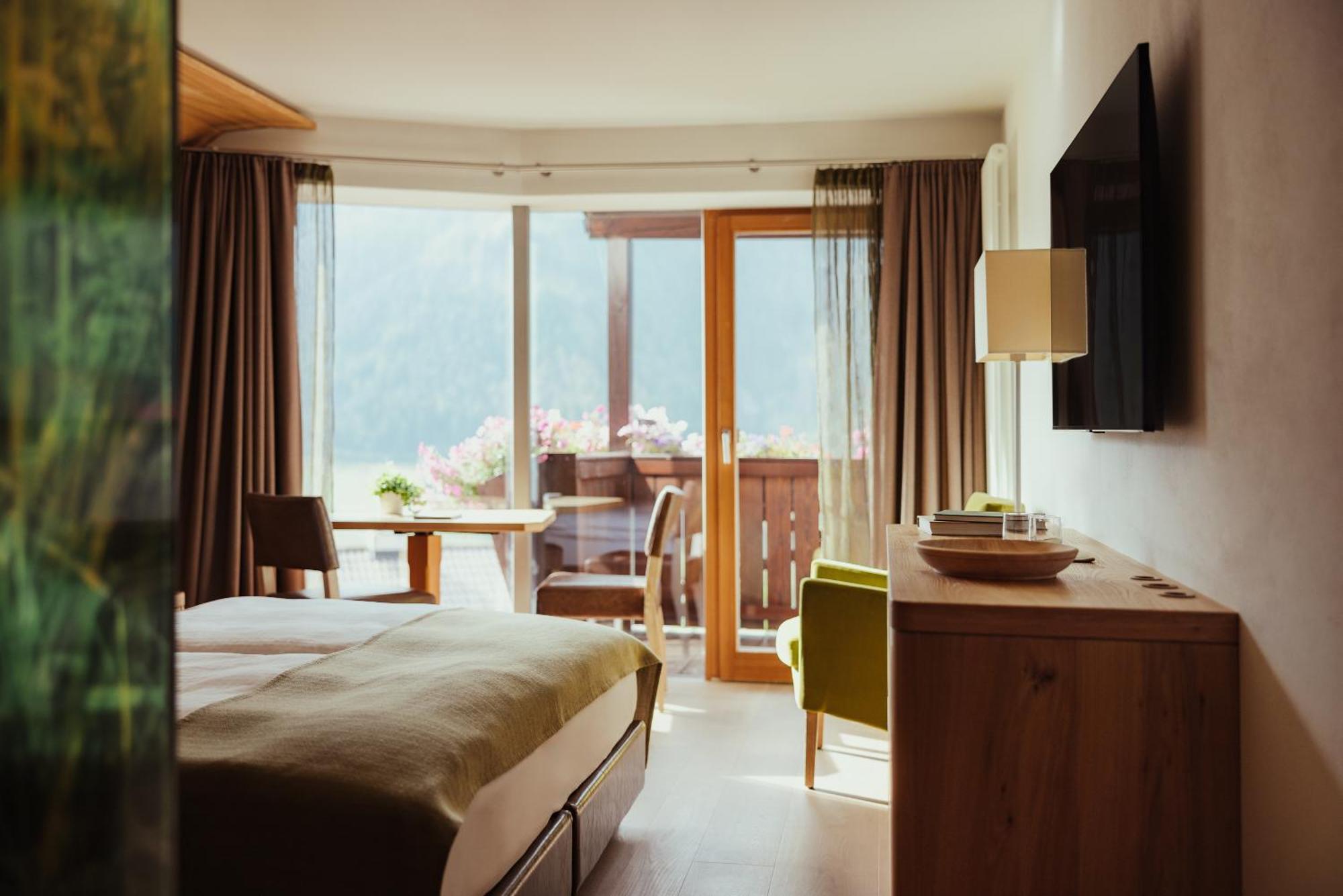 Hotel Grien Urtijëi Dış mekan fotoğraf