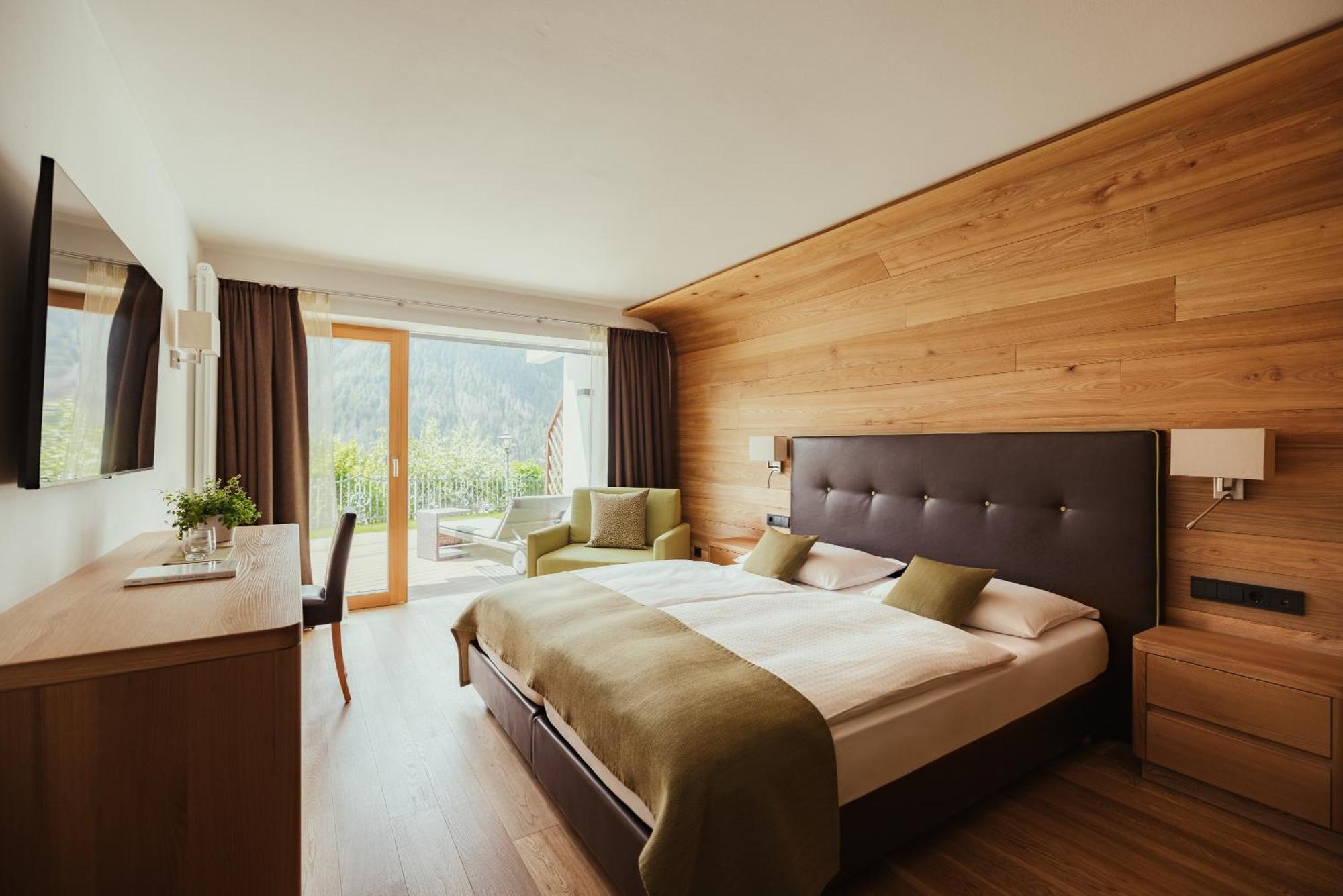 Hotel Grien Urtijëi Dış mekan fotoğraf